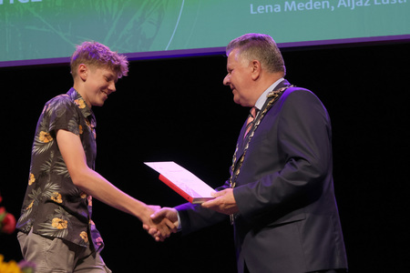 ZLATE PETICE 53 FOTO LJUBO VUKELIČ